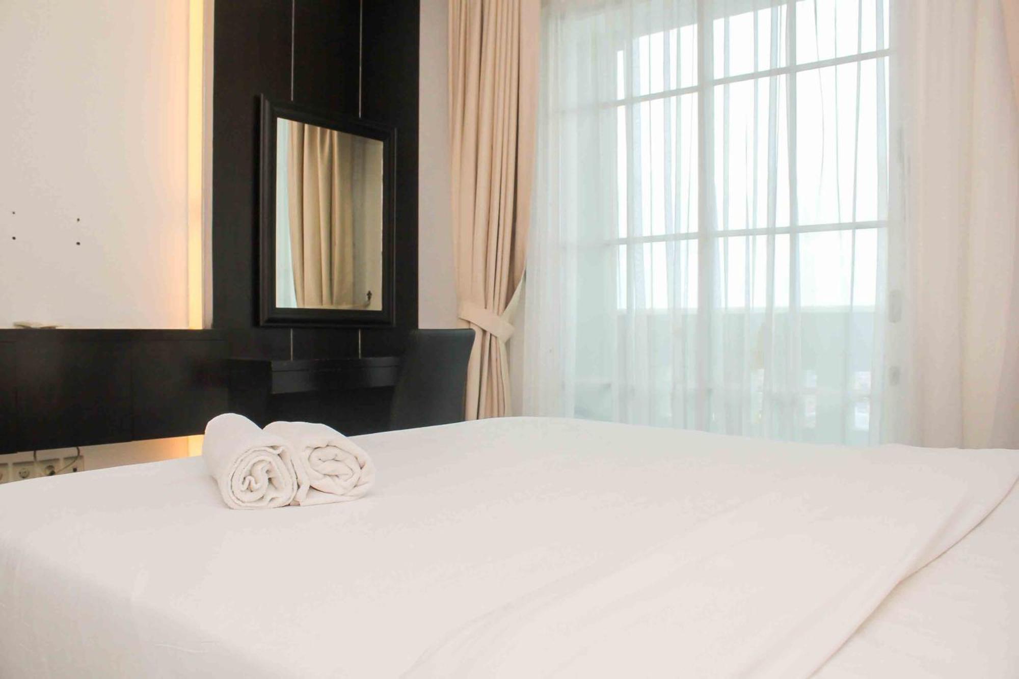 Fully Furnished With Cozy Design 2br The Bellezza By Travelio * Jakarta